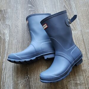 Blue Hunter Raincoats, size 7